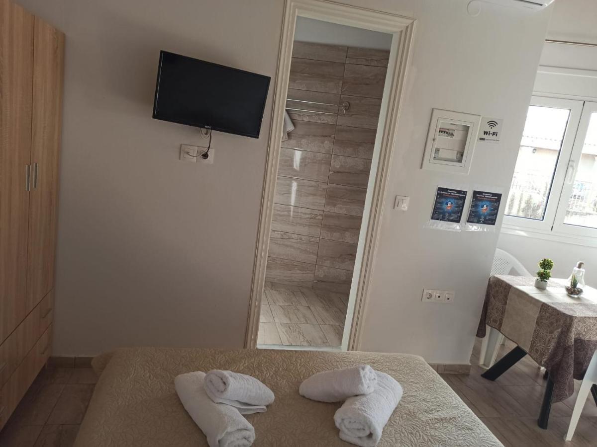 Christos Family Apartments Β Corfu  Екстериор снимка