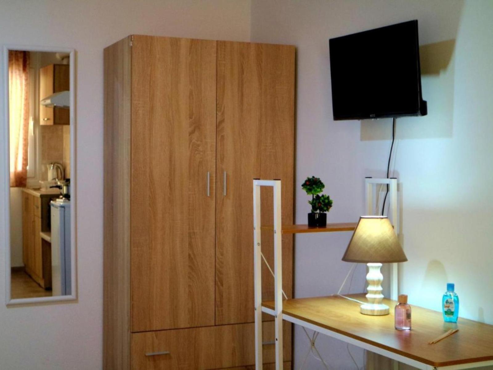 Christos Family Apartments Β Corfu  Екстериор снимка